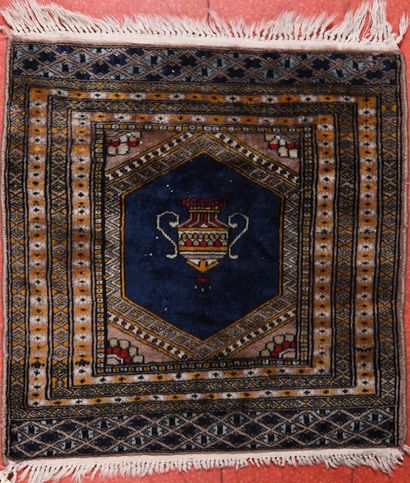 Tapis Pakistan, Pendjab 
Chaine trame coton...