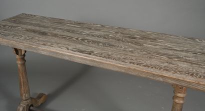 Console en bois mouluré et cérusé à plateau...