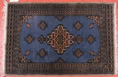 Tapis Pakistan, Pendjab
Chaine trame coton...