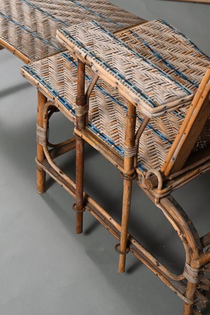 Chaise longue à dossier à crémaillère et...