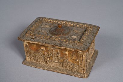 Rare coffret tirelire à âme en bois, orné...