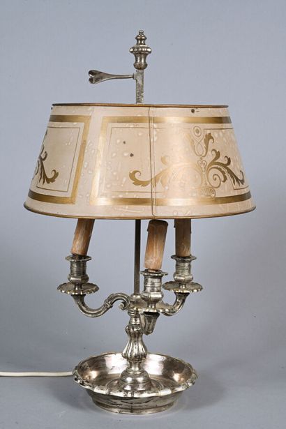Lampe bouillote dans le style Louis XV en...