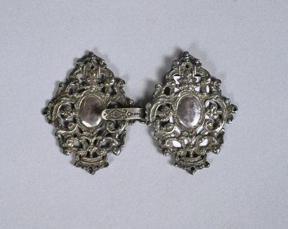 Boucle de ceinture en métal dans le style...