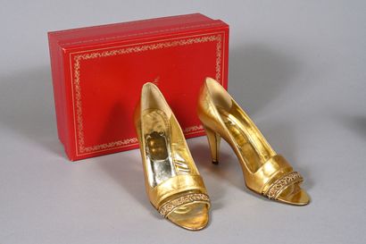 RENE CAOVILLA. Paire d'escarpins en cuir...