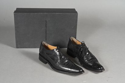 DSQUARED 2 
Paire de boitillons en cuir blanc...