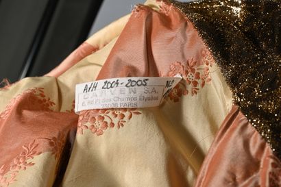 CARVEN Automne/Hiver 2004-2005, modèle de...