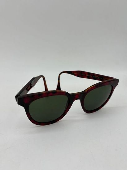 EDWARDSON. Paire de solaires marbrées panthère...