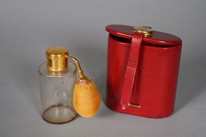 GUERLAIN, vaporisateur de voyage en cristal...
