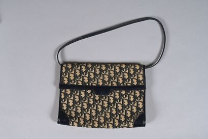 CHRISTIAN DIOR vintage, Sac plat pochette...