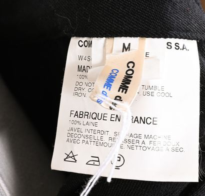 COMME DES GARCONS COMME DES GARCONS. Robe...