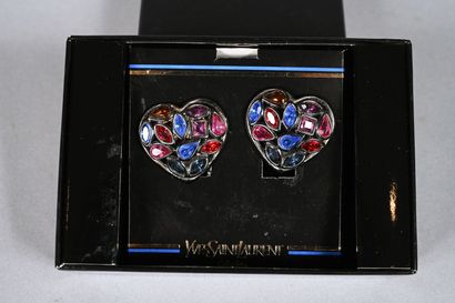 YVES SAINT LAURENT 
Paire de clips d'oreille...