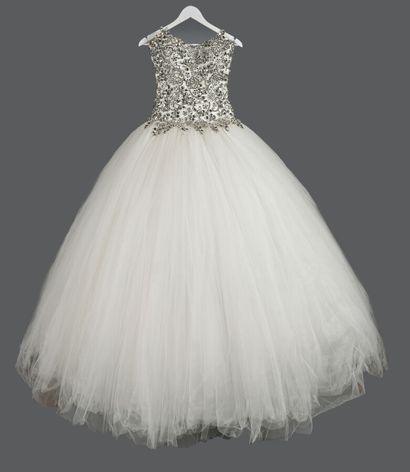 ANONYME. Robe de mariée blanche, haut bustier...