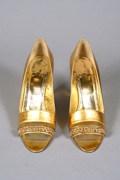 RENE CAOVILLA. Paire d'escarpins en cuir...
