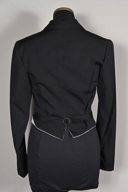 YOHJI YAMAMOTO.
Spencer façon gilet en gabardine...