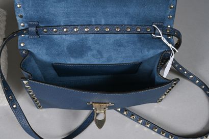 VALENTINO, sac à main Rockstud en cuir grainé...