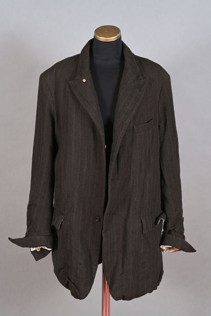 PAUL HARNDEN. Veste en tweed rayé marron,...