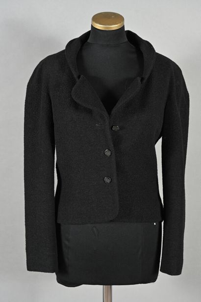 CHANEL, Paris. Veste en lainage bouclette...