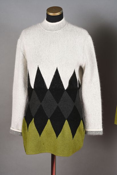 JEAN PAUL GAULTIER Equator. Ensemble en laine...