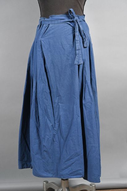 DANIELA GREGIS. 
Jupe longue en coton bleu...