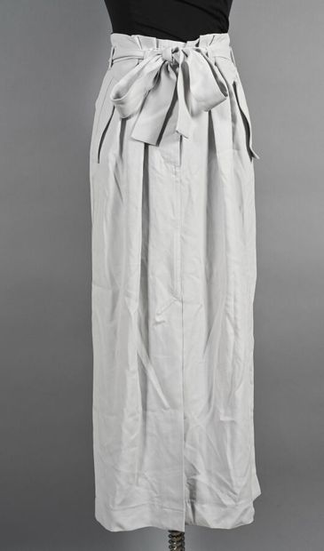 DRIES van NOTEN. 
Jupe longue fendue devant...