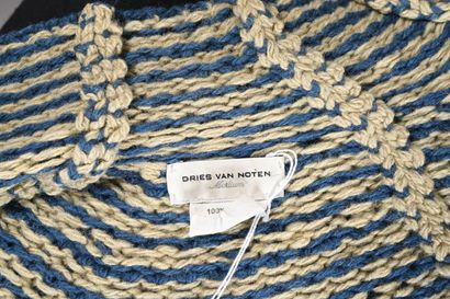 DRIES van NOTEN. Gilet en laine grosse maille...