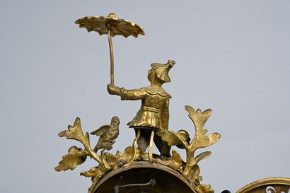 Pendule à l'éléphant, la trompe en l'air,...