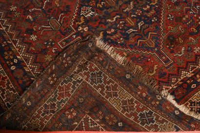 Tapis Iran Kashkay
Chaîne, trame et velours...