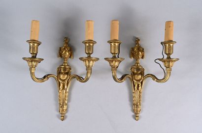 Paire d'appliques dans le style Louis XVI...