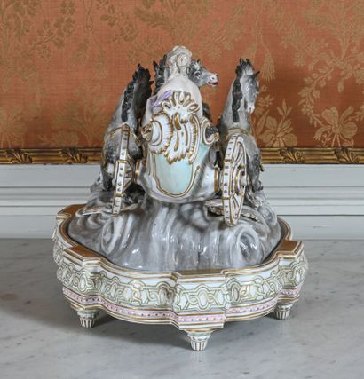 MEISSEN
Grand groupe en porcelaine à décor...