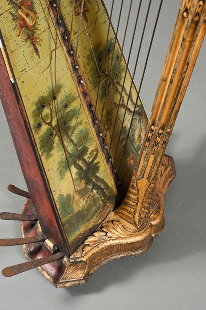 Harpe à mécanisme à crochets pour 38 cordes...