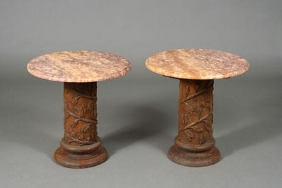 Deux tables basses à piètement en chêne,...
