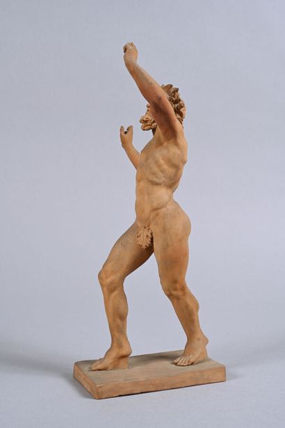 Statue en terre-cuite figurant un faune dansant...