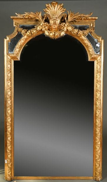 Miroir de cheminée en bois et stuc doré,...