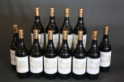 12 B CHÂTEAU HAUT BRION (Caisse Bois) 1 à...
