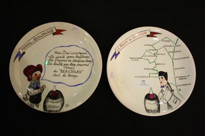 Charmante paire d’assiettes humoristiques...