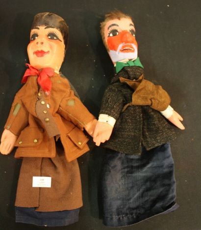 Guignol et Gnafron, vers 1940/1950. 

Réunion...