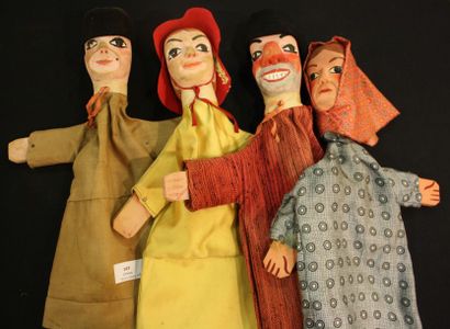 Quatre marionnettes de salon vers 1940/1950....