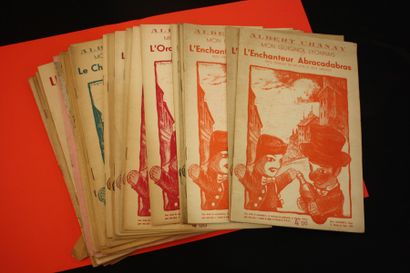 Bel ensemble de 33 pièces de Guignol éditées...