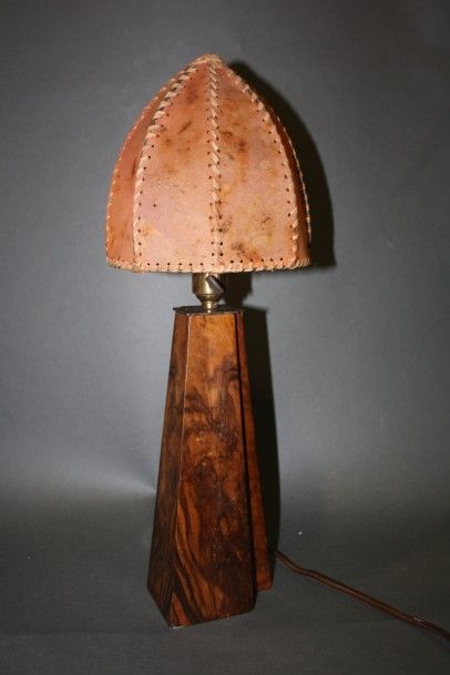 Josef Chochol (1880-1956)

Lampe architectonique

Pied...
