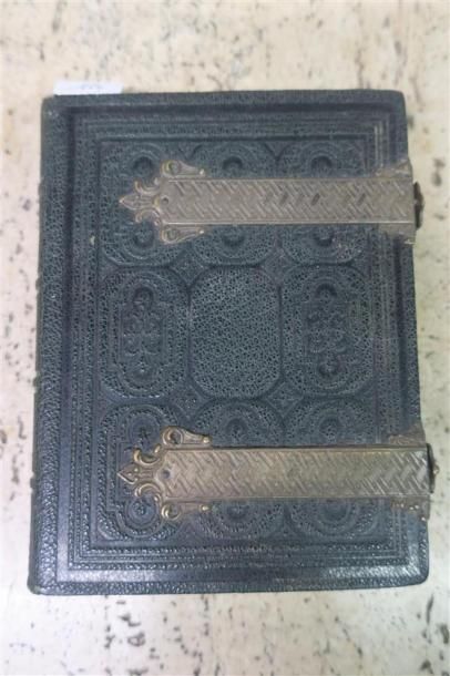 [GLUCK]. Album de photographies. [1861]....