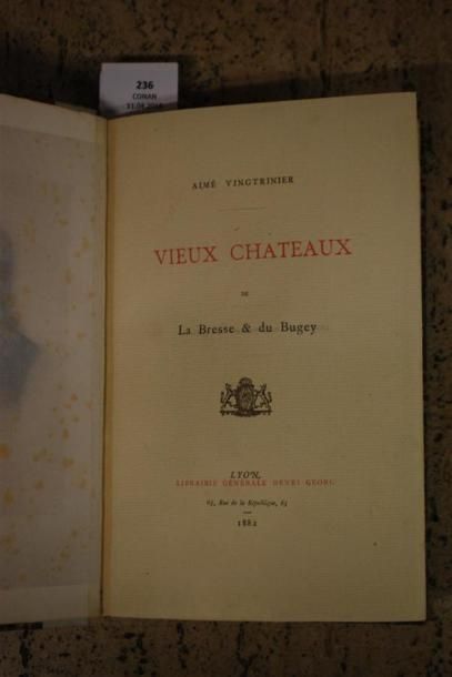 VINGTRINIER (Aimé). VIEUX CHÂTEAUX DE LA...