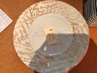 Lot d'assiettes 