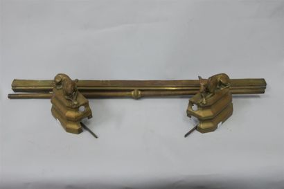 Barre de cheminée à décor de lévriers