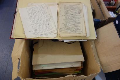 Carton de manuscrits et documents divers....