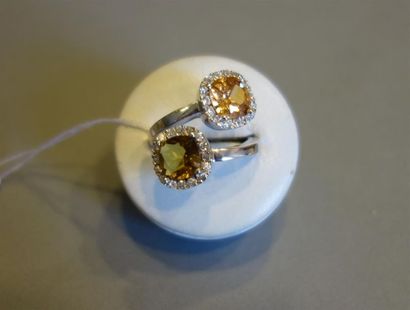 Bague croisée en argent (9250/oo) ornée de...