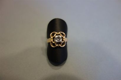 Bague en or jaune et platine sertie d'un...