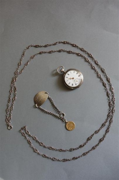 Lot en argent (800/oo) comprenant une montre...