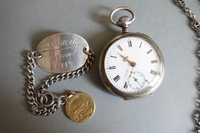 Lot en argent (800/oo) comprenant une montre...