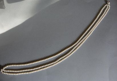 Collier à trois rangs de perles de culture,...