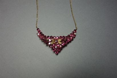 Collier en or jaune 14K (585/oo), le motif...